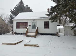 1657 Hawthorne Ave, Waterloo, IA 50702