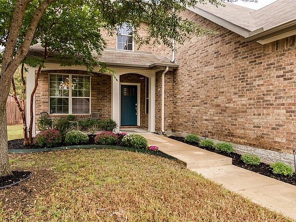 3rd image of 2661 Eganridge Ln