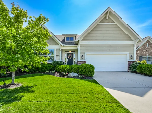 15124 Kampen Cir, Carmel, IN 46033