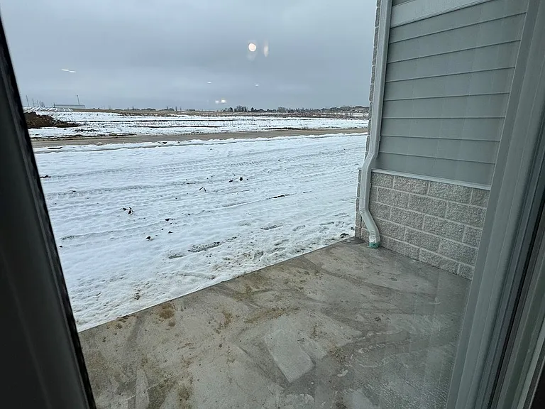 7758 Adrina Dr — Photo 14