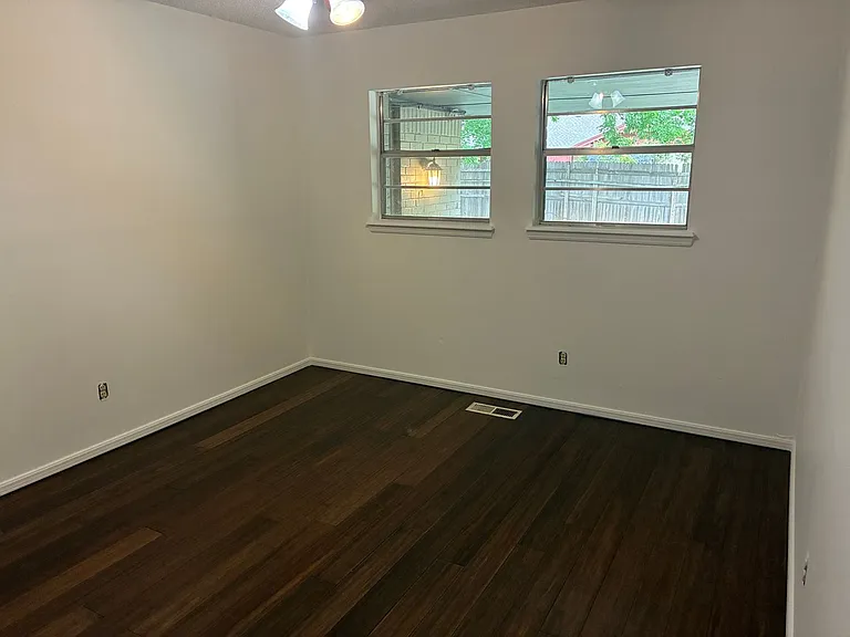 1903 Burnt Oak Dr — Photo 11