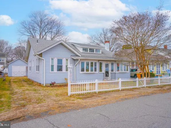 5228 Chesapeake Ave, Shady Side, MD 20764