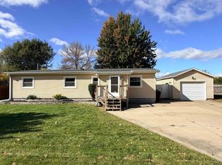 609 8th Ave, South Sioux City, NE 68776
