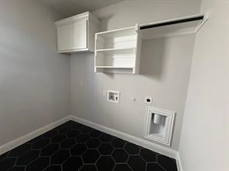 509 Wexford Dr — Photo 11