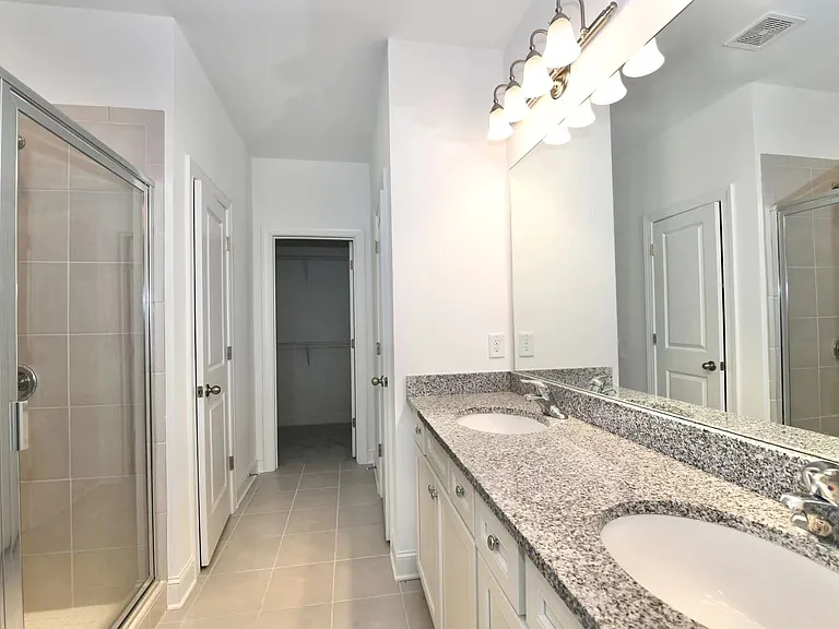 6574 Beacon Dr — Photo 21