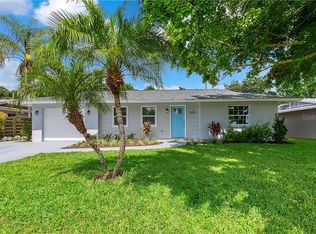 2608 30th St W, Bradenton, FL 34205