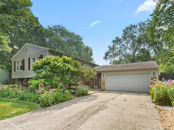 110 Fordwick Ln, Valparaiso, IN 46383