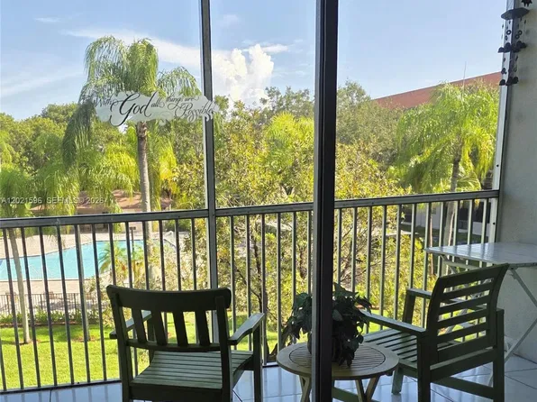 12501 SW 14th St #314R, Pembroke Pines, FL 33027