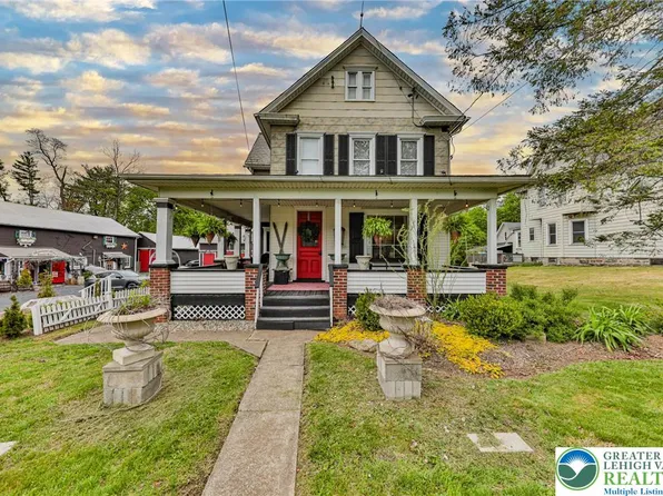 772 Route 115, Saylorsburg, PA 18353