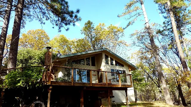 5841 Lookout Ct photo 1