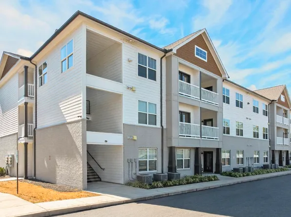 6411 Charlotte Road Cir #103, Nashville, TN 37209