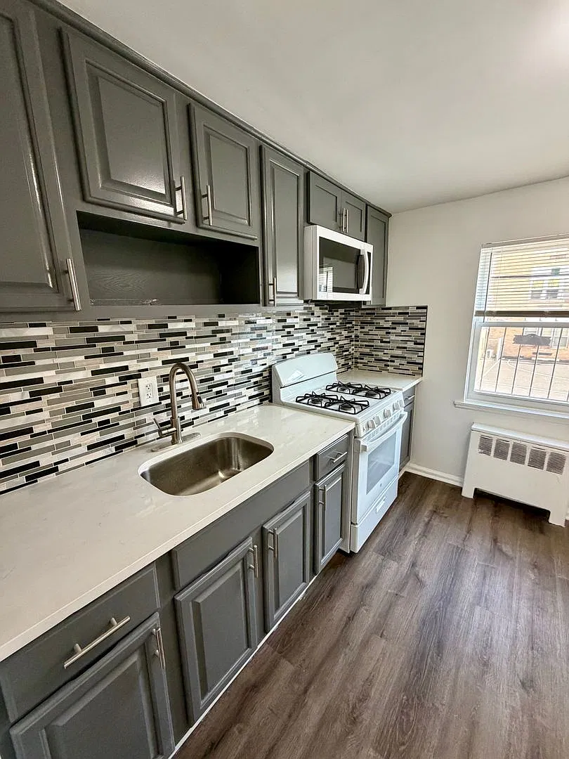 Ellington Street Realty LLC — Photo 2