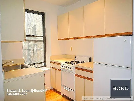 Rented by Bond New York | media 2