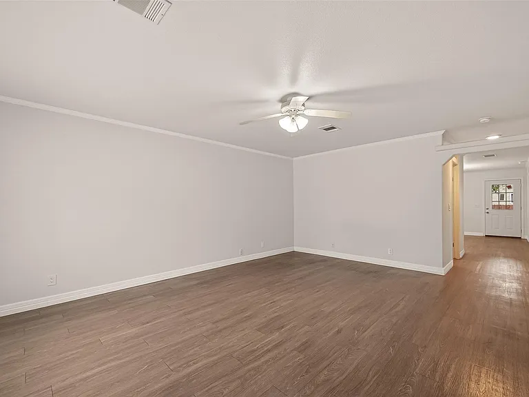 21415 Sweet Grass Ln — Photo 4