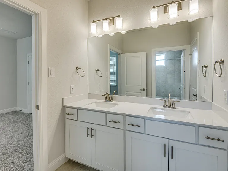 9601 Thorncrown Ln — Photo 9