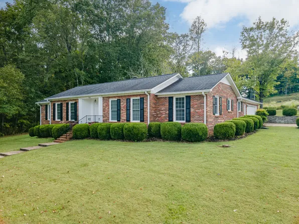 1295 White Dr, Lewisburg, TN 37091