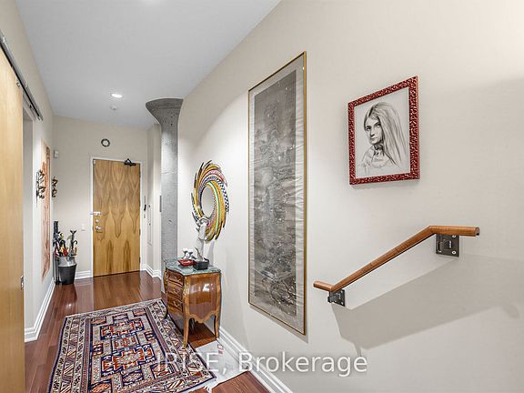 3rd image of 155 Dalhousie St W #1014