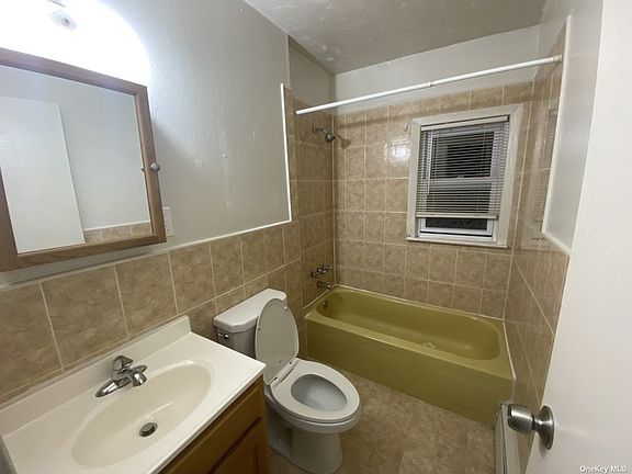 5th image of 133 Dubois Ave APT A9