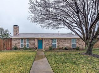 2010 Gardanne Ln, Carrollton, TX 75007