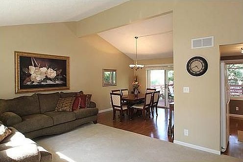 5th image of 760 Prospect Ct