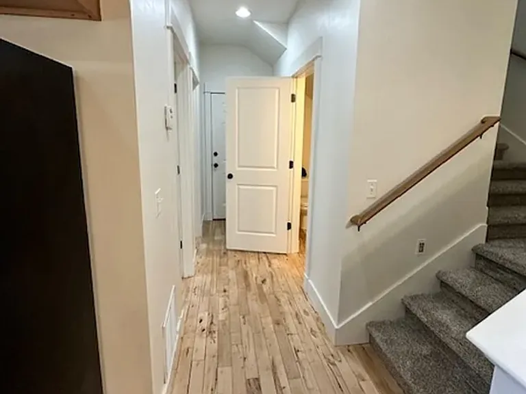374 Kimball Ave #A — Photo 7