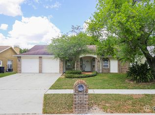 1604 Powder Ridge Dr, Valrico, FL 33594