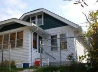 792 Magnolia Ave E, Saint Paul, MN 55106