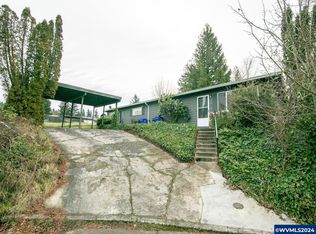 910 NW Wonderview Ct, Gresham, OR 97030