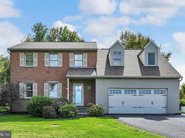 690 W Church Rd, Ephrata, PA 17522