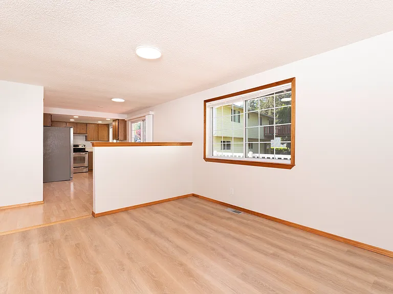 12920 SE 157th Pl — Photo 14