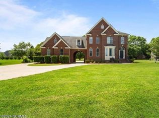 2059 Rivershore Rd, Elizabeth City, NC 27909