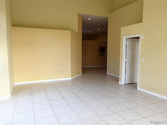 4th image of 5079 Madison Lakes Cir E #5079