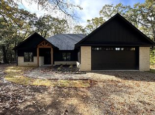 315 County Road 33940, Powderly, TX 75473