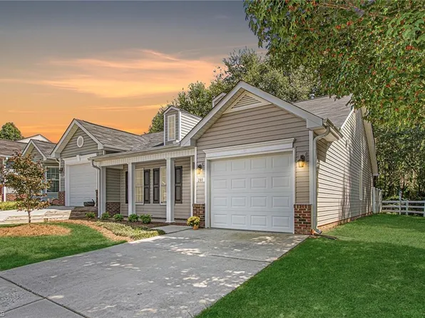 281 Shallowford Reserve Dr, Lewisville, NC 27023