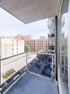 Rented by Metropolitan Property Group | media 3