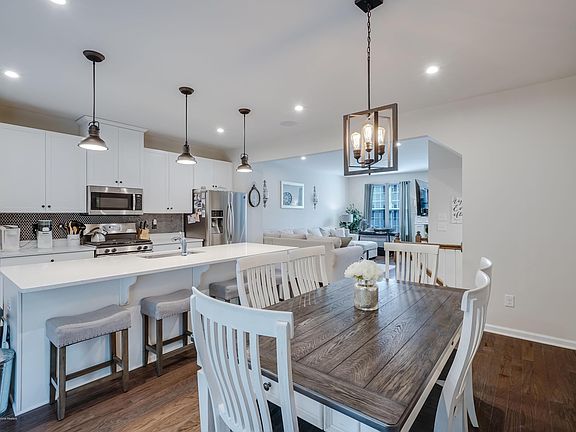 2nd image of 503 Rio Grande Dr #2303