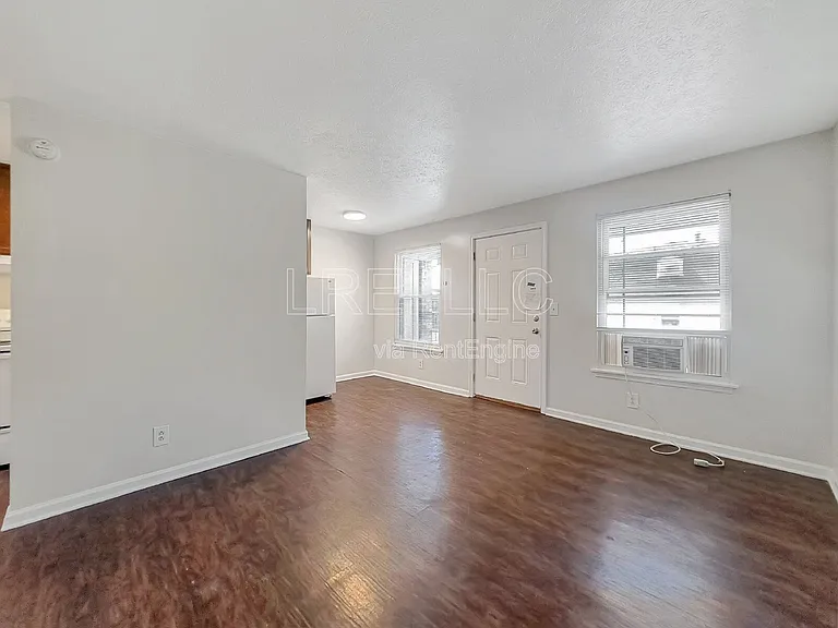 4311 Norbrook Dr #7 — Photo 8