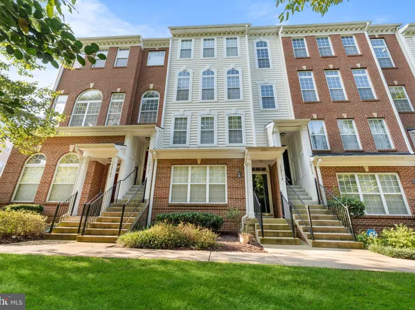 12119 Open View Ln #109, Upper Marlboro, MD 20774