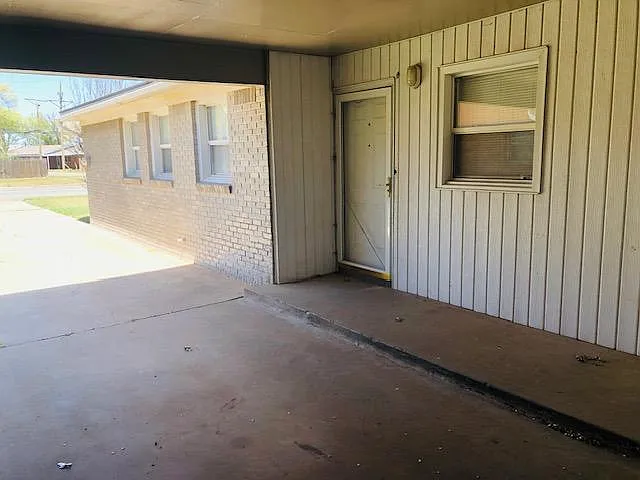 3 bed, 1305 sqft, $1,400 — Photo 3