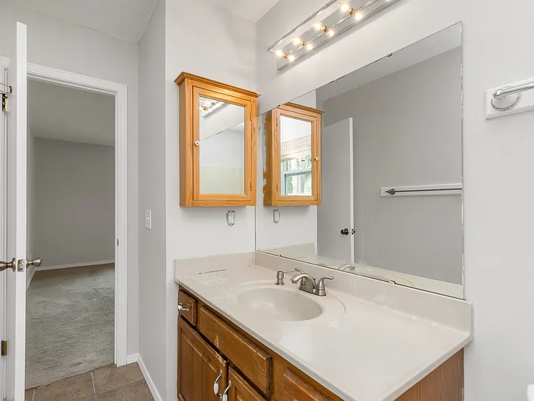 614 Avenue De La Dauphine — Photo 9