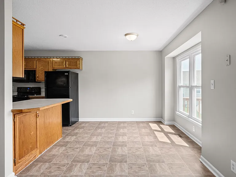 202 Tuscon Ct — Photo 7