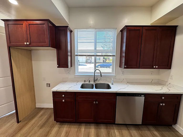 Nevada Rd Homes — Photo 108