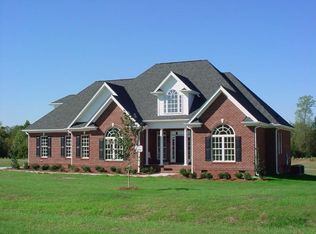 1001 Agio Ct, Zebulon, NC 27597