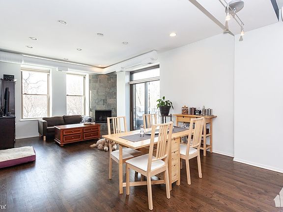 2019_2_20_811_S_Lytle_Unit_201_4