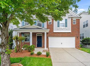 532 Emerald Downs Rd, Cary, NC 27519