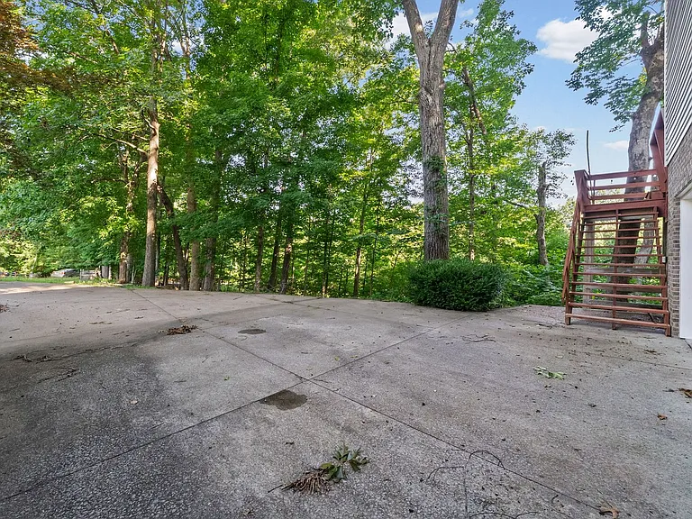 2861 Brothers Rd — Photo 38
