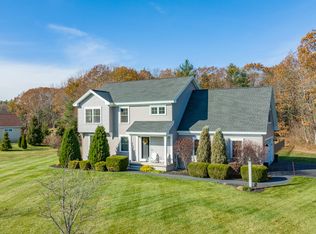 3 Camelot Cir, Old Orchard Beach, ME 04064