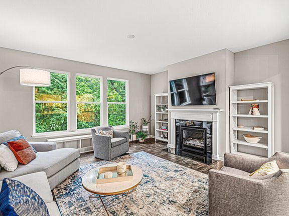 5th image of 5793 Arbois Cir