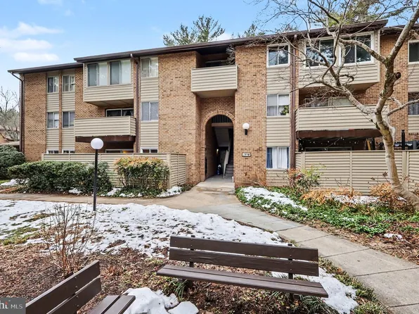 19323 Club House Rd APT 304, Montgomery Village, MD 20886