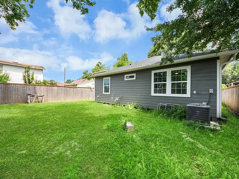7010 Kernel St — Photo 38